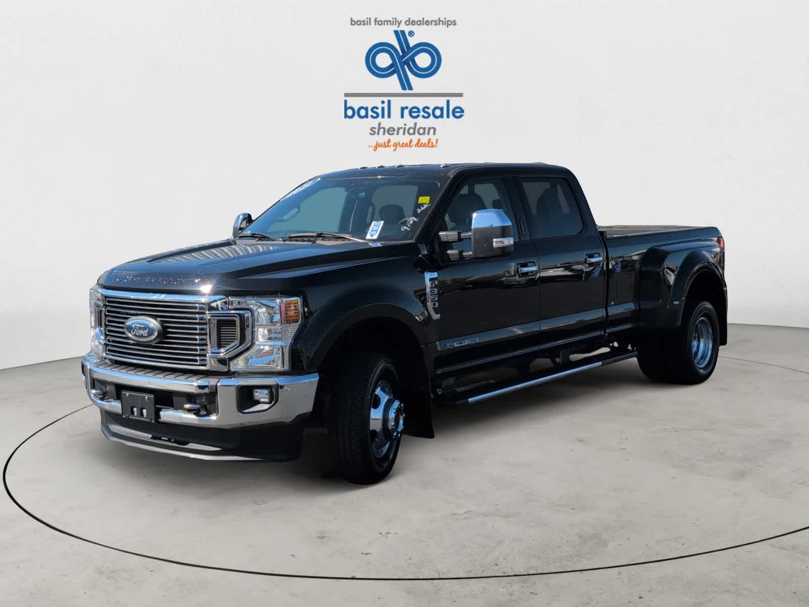 2021 Ford F-350 XLT photo 2