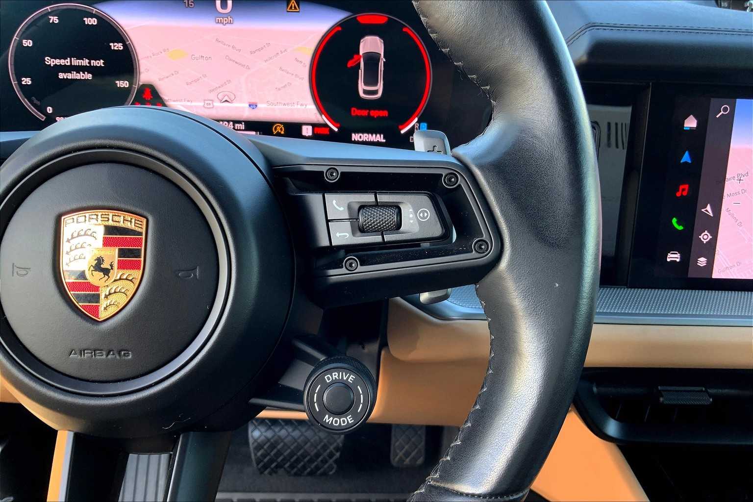 2024 Porsche Cayenne Coupe photo 47