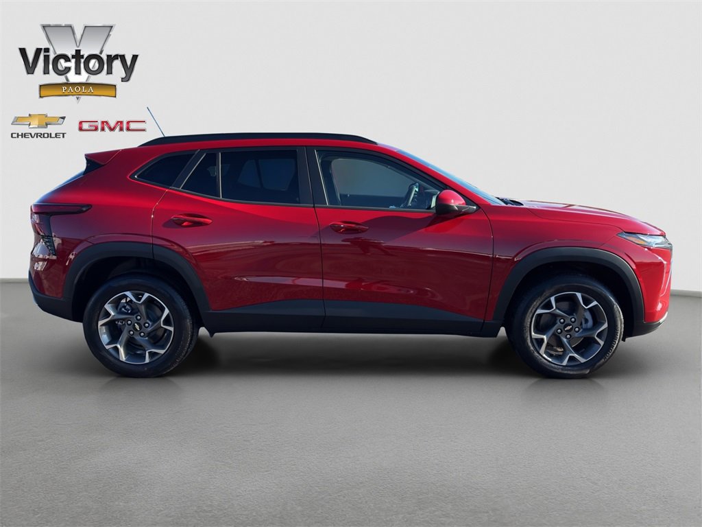 2026 Chevrolet Trax LT photo 4