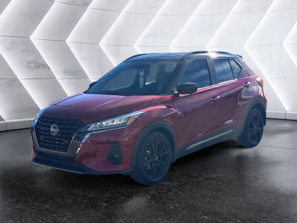 2023 Nissan Kicks SR photo 3