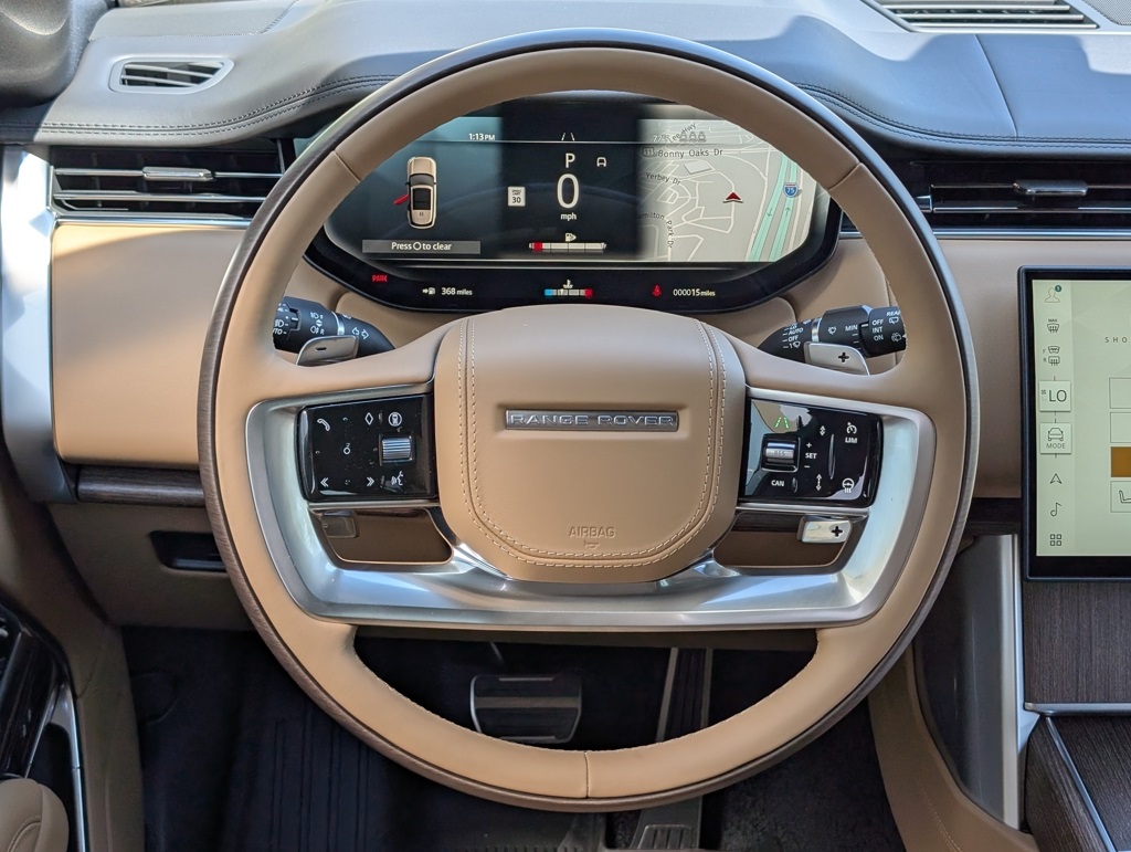 2025 Land Rover Range Rover SE photo 18
