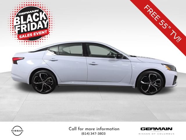 2025 Nissan Altima 2.5 SR photo 3