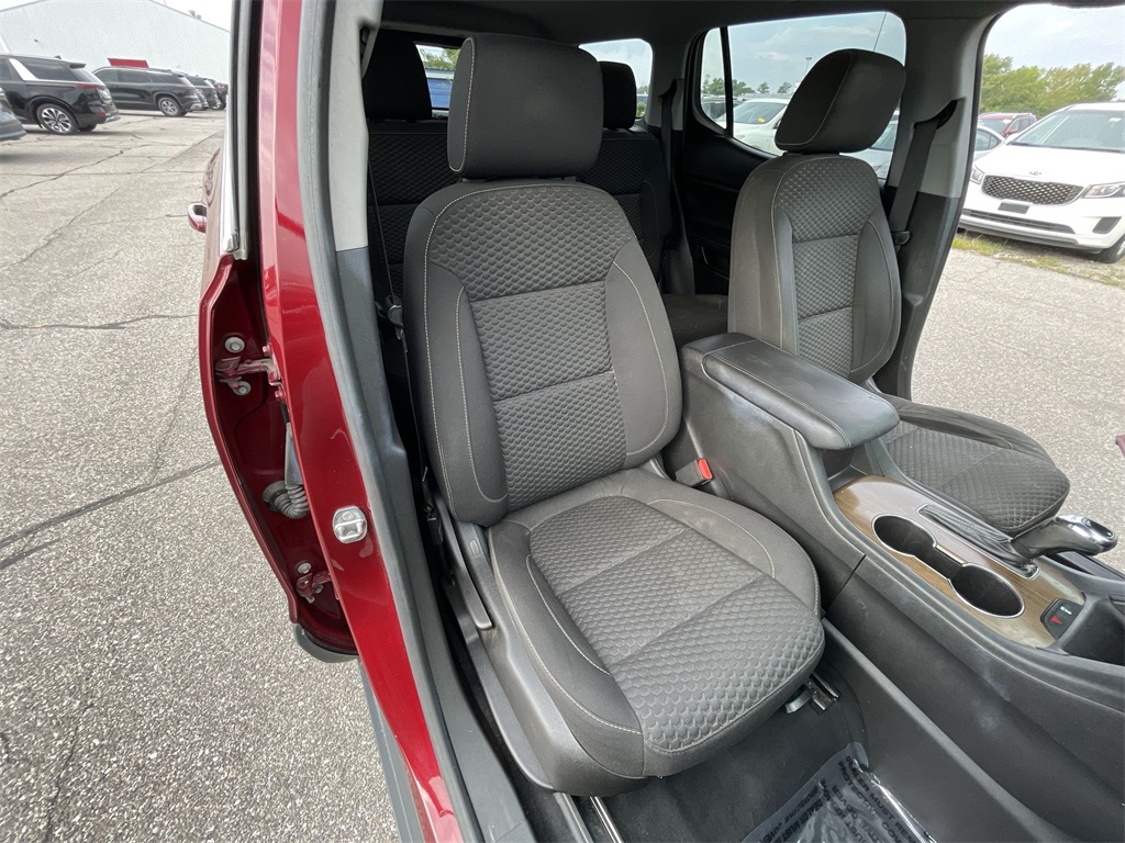 2017 Gmc Acadia SLE photo 21