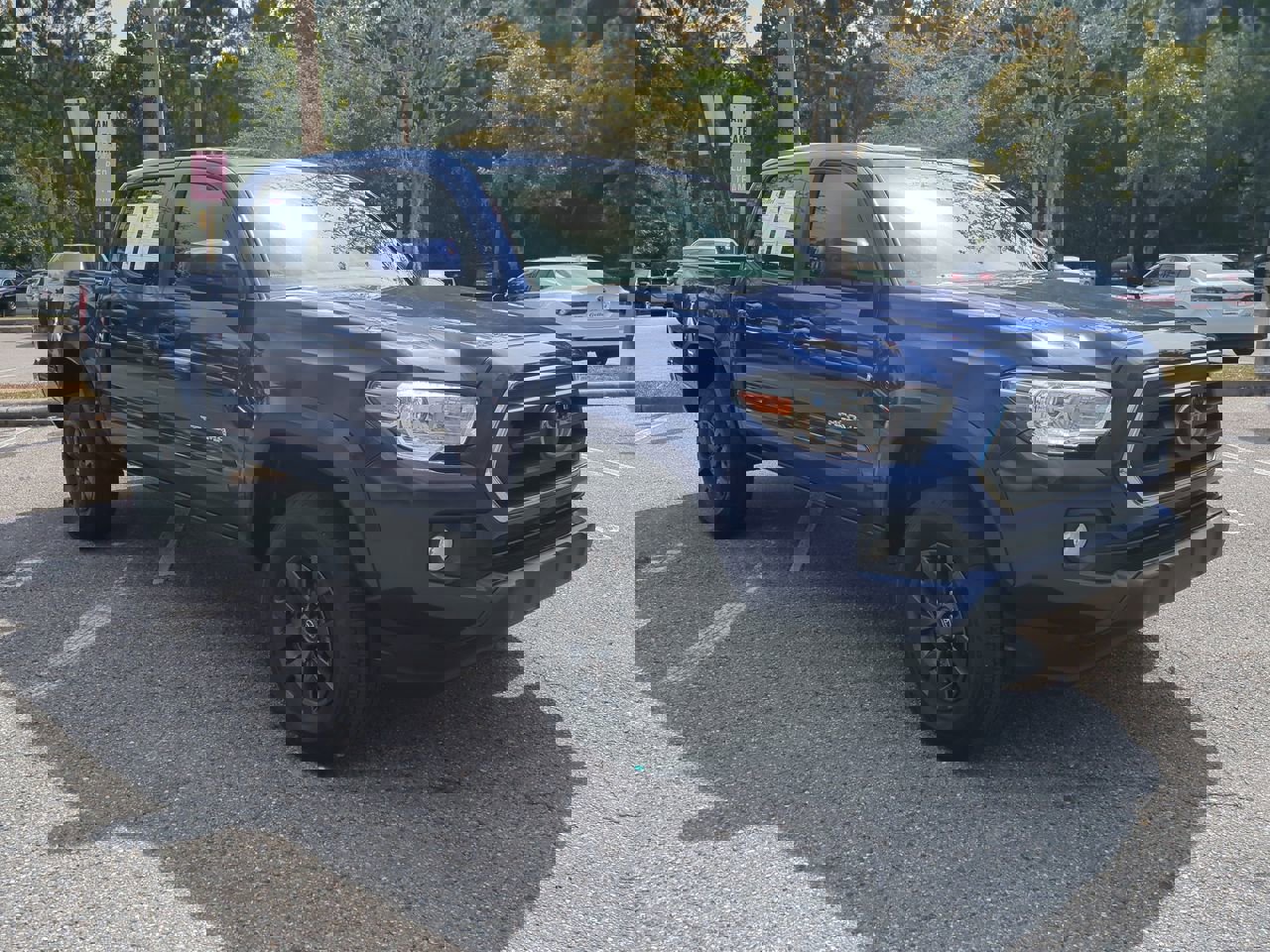 2022 Toyota Tacoma SR photo 3