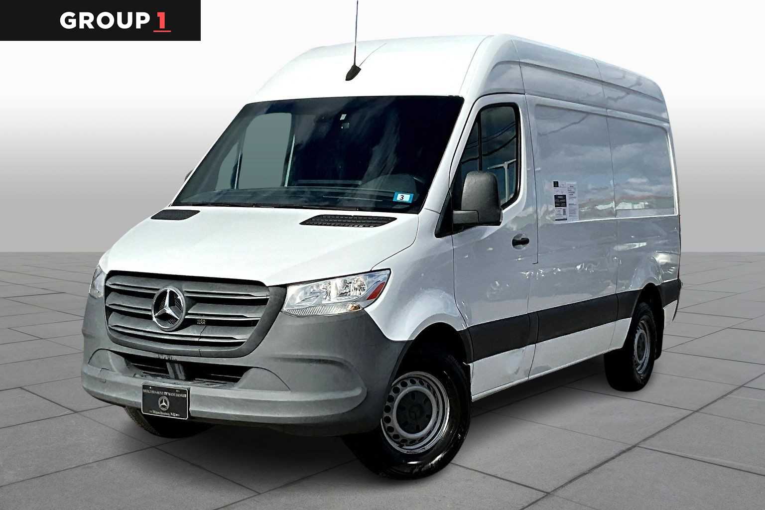 2021 Mercedes-Benz Sprinter Cargo Van Base's photo