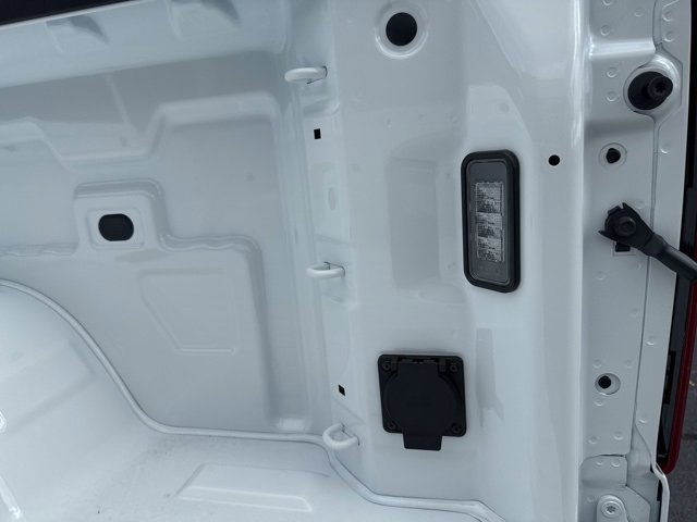 2026 Chevrolet Silverado 1500 Custom photo 16