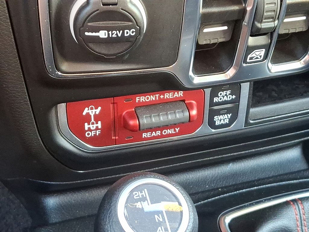 2023 Jeep Wrangler Rubicon photo 25