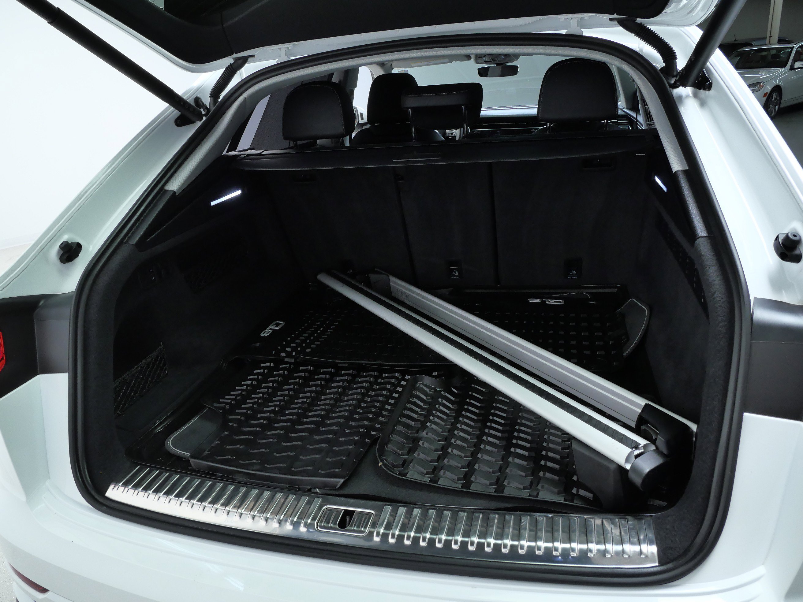 2023 Audi Q8 line Prestige photo 5