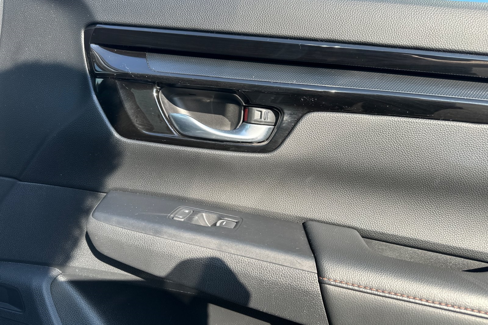 2023 Honda CR-V Hybrid Sport Touring photo 21