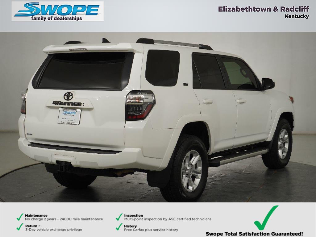 2023 Toyota 4Runner SR5 4WD photo 3