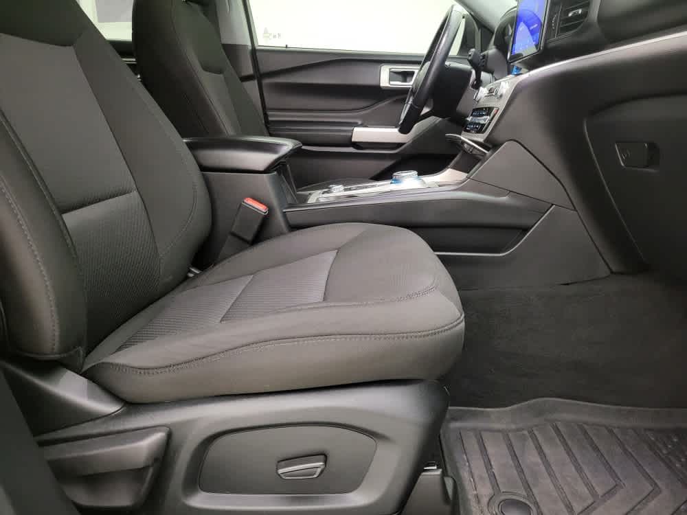 2022 Ford Explorer XLT photo 30