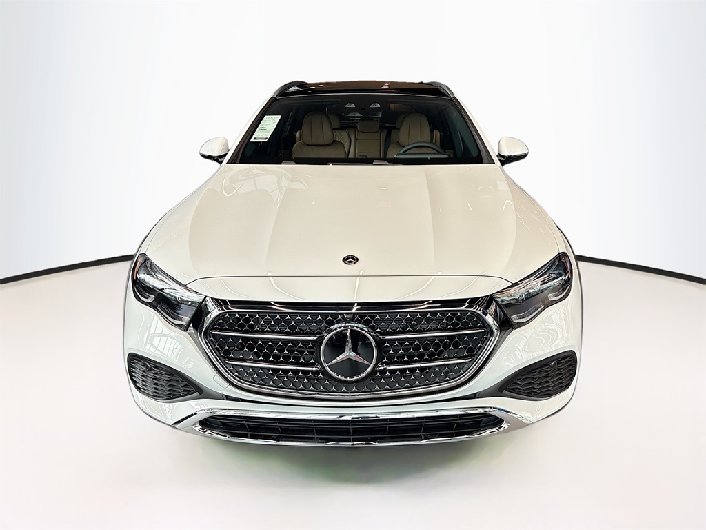2026 Mercedes Benz E 450 4MATIC All-Terrain Wagon photo 2