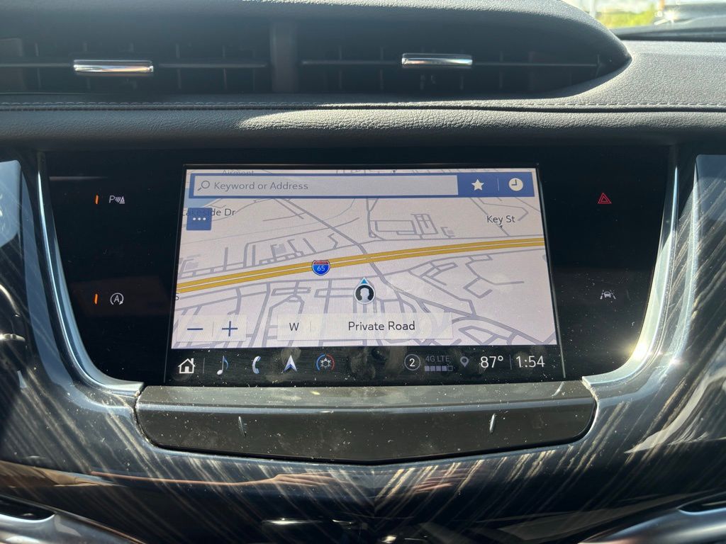 2025 Cadillac XT6 Premium Luxury photo 9