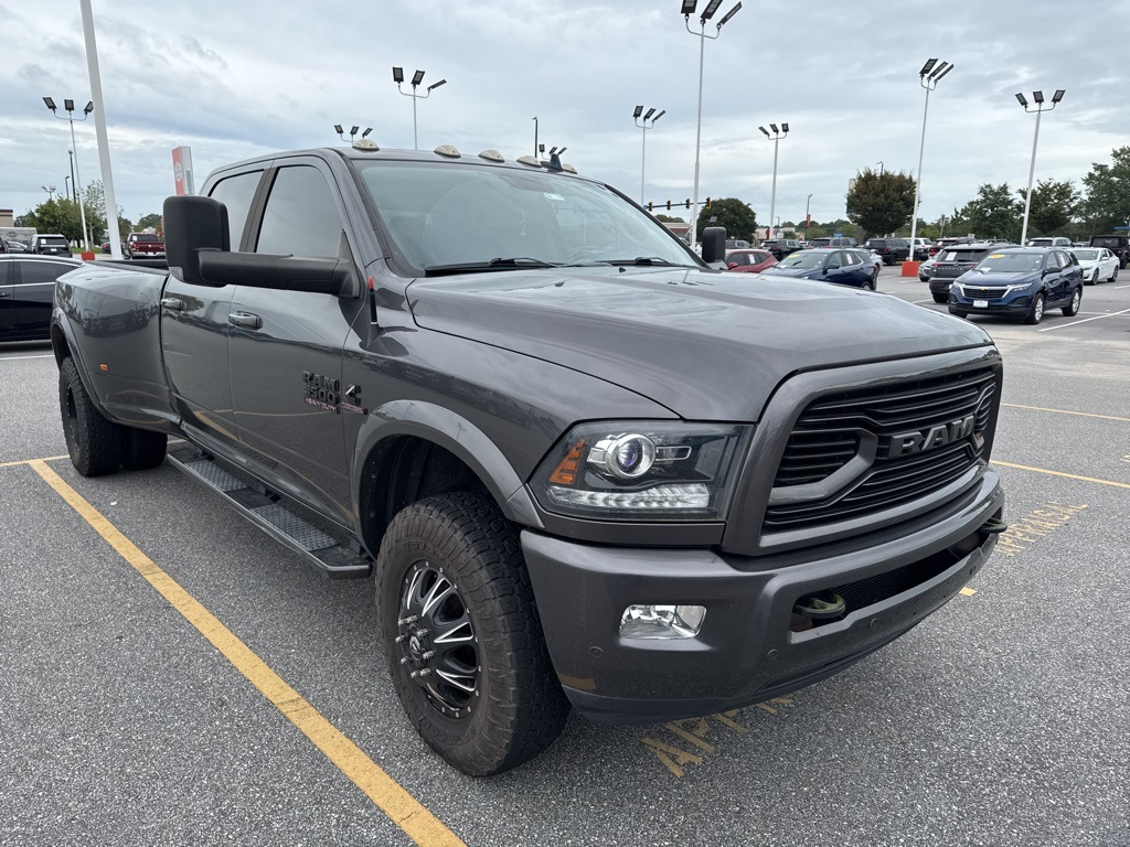 2018 Ram 3500 Laramie photo 4
