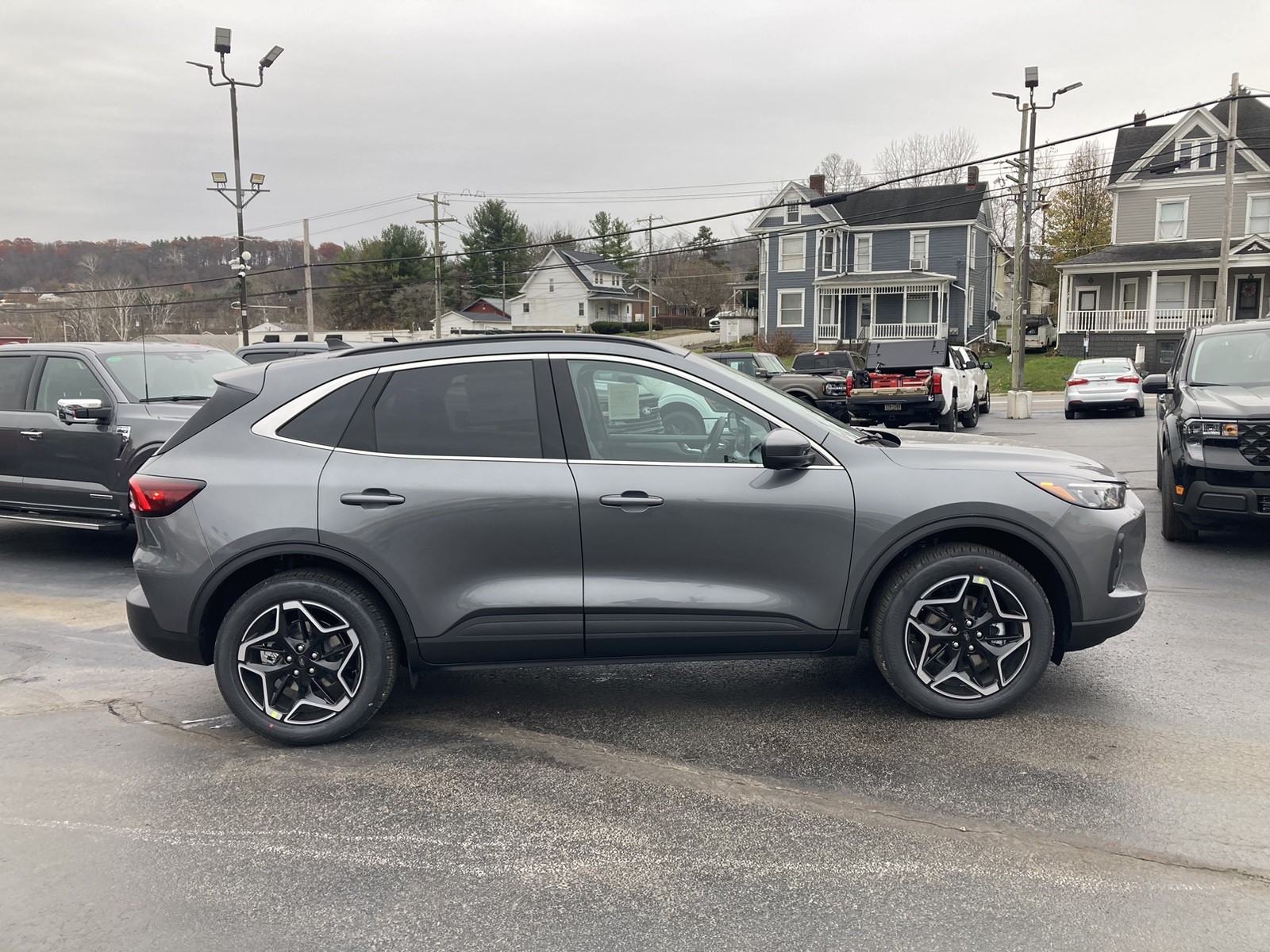 2026 Ford Escape Platinum photo 3