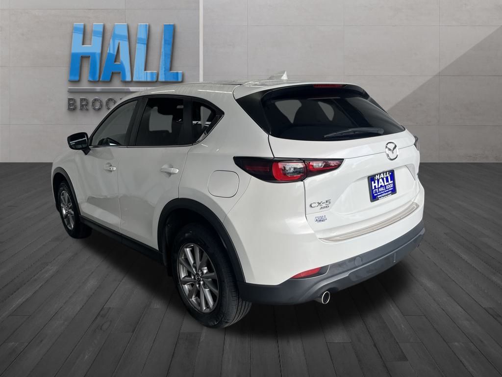 2023 Mazda CX-5 2.5 S Preferred photo 3