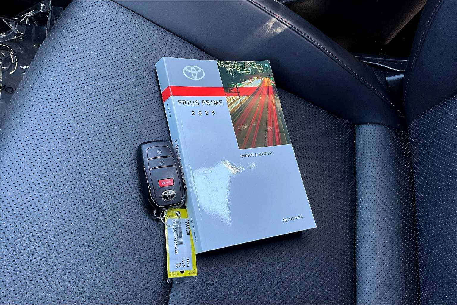 2023 Toyota Prius Prime XSE photo 13