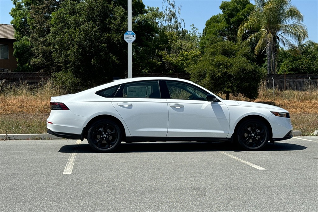 2025 Honda Accord SE photo 3