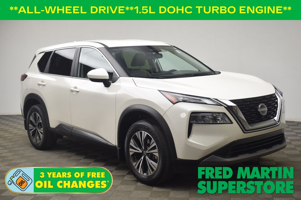 2023 Nissan Rogue SV's photo