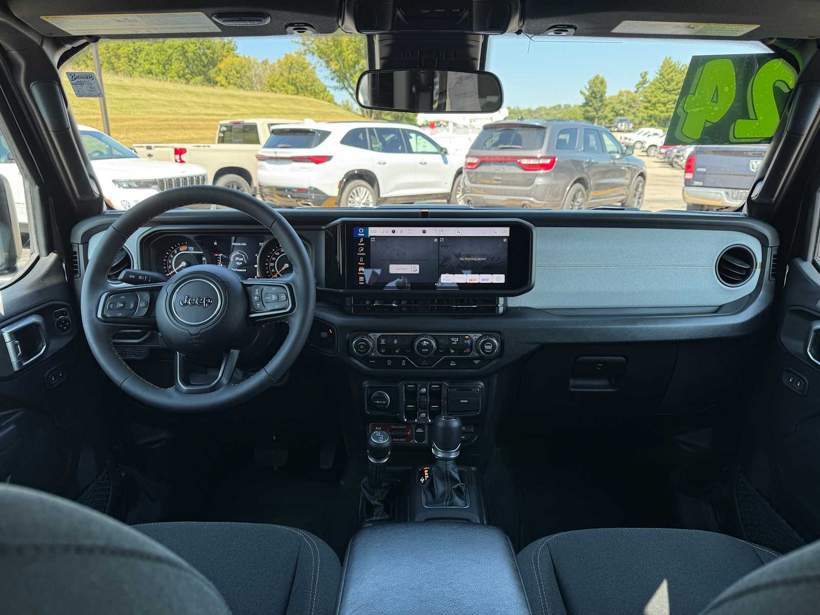 2024 Jeep Wrangler Willys photo 18