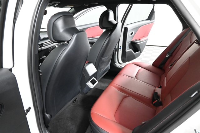 2025 Kia K4 GT-Line photo 14