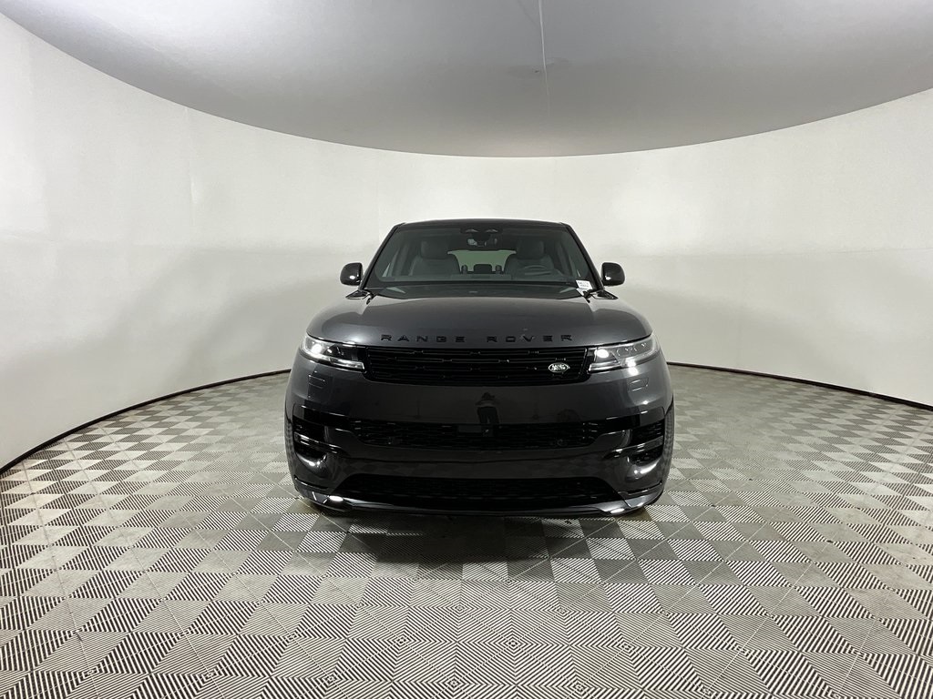 2025 Land Rover Range Rover Sport SE photo 4
