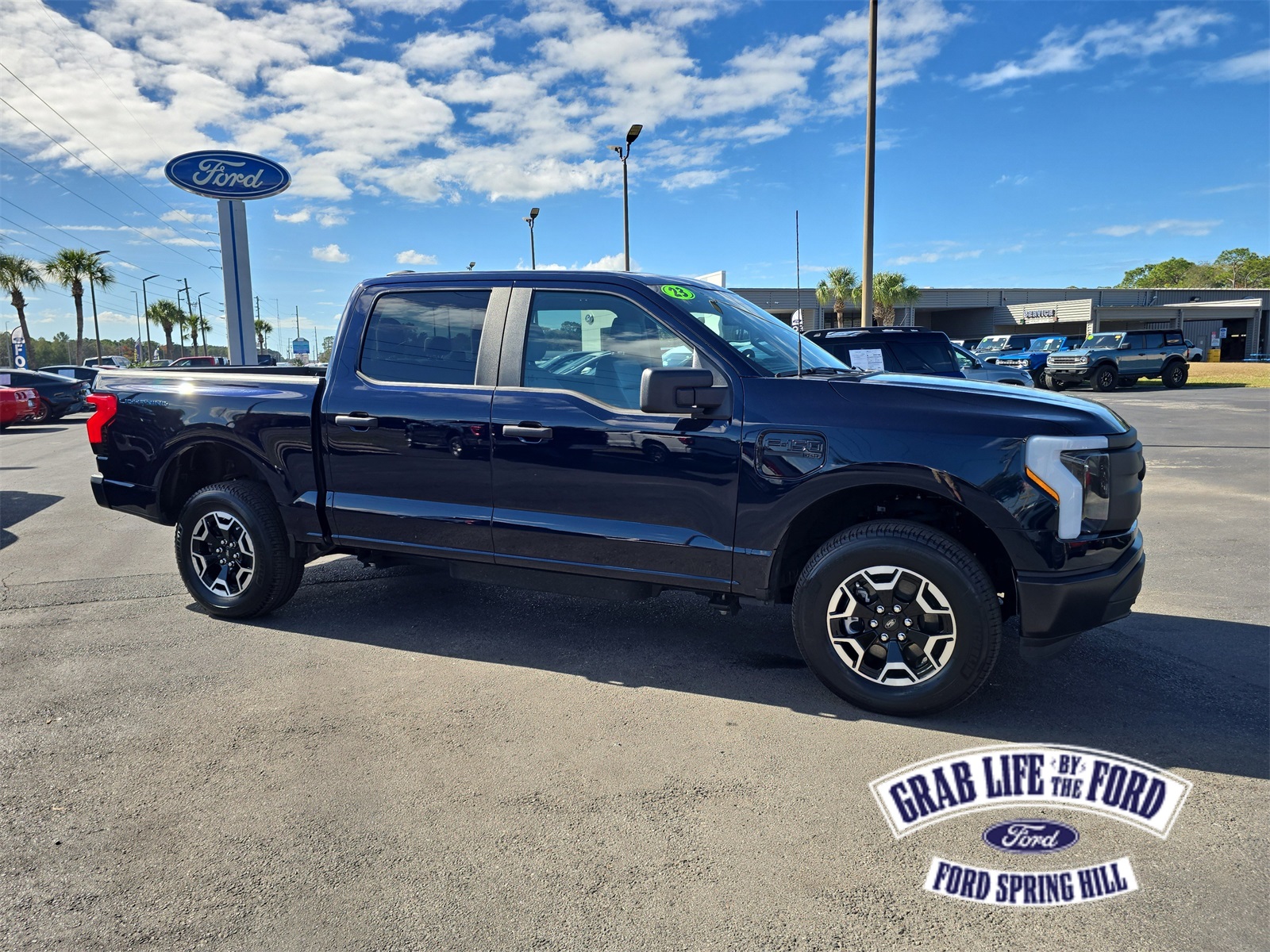 2023 Ford F-150 Lightning Pro's photo