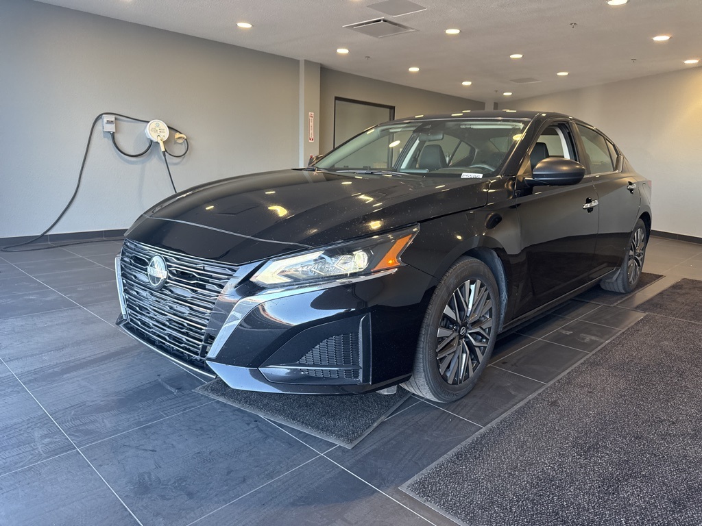 2024 Nissan Altima SV