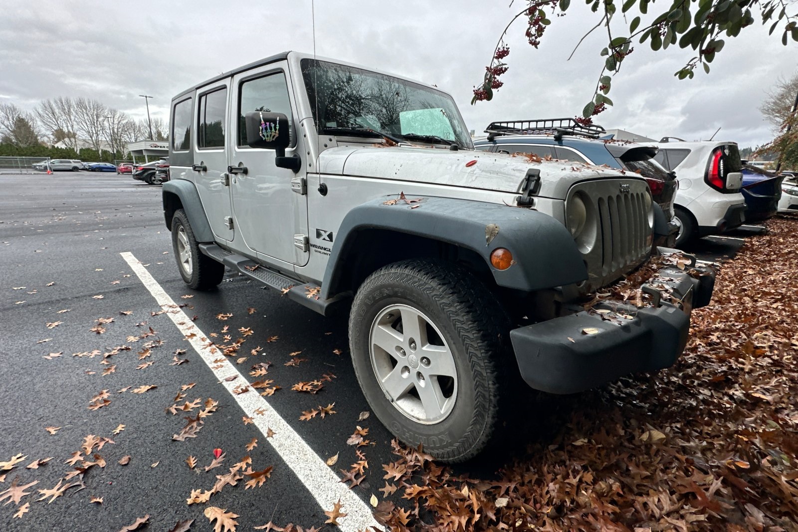 2009 Jeep Wrangler Unlimited X photo 2