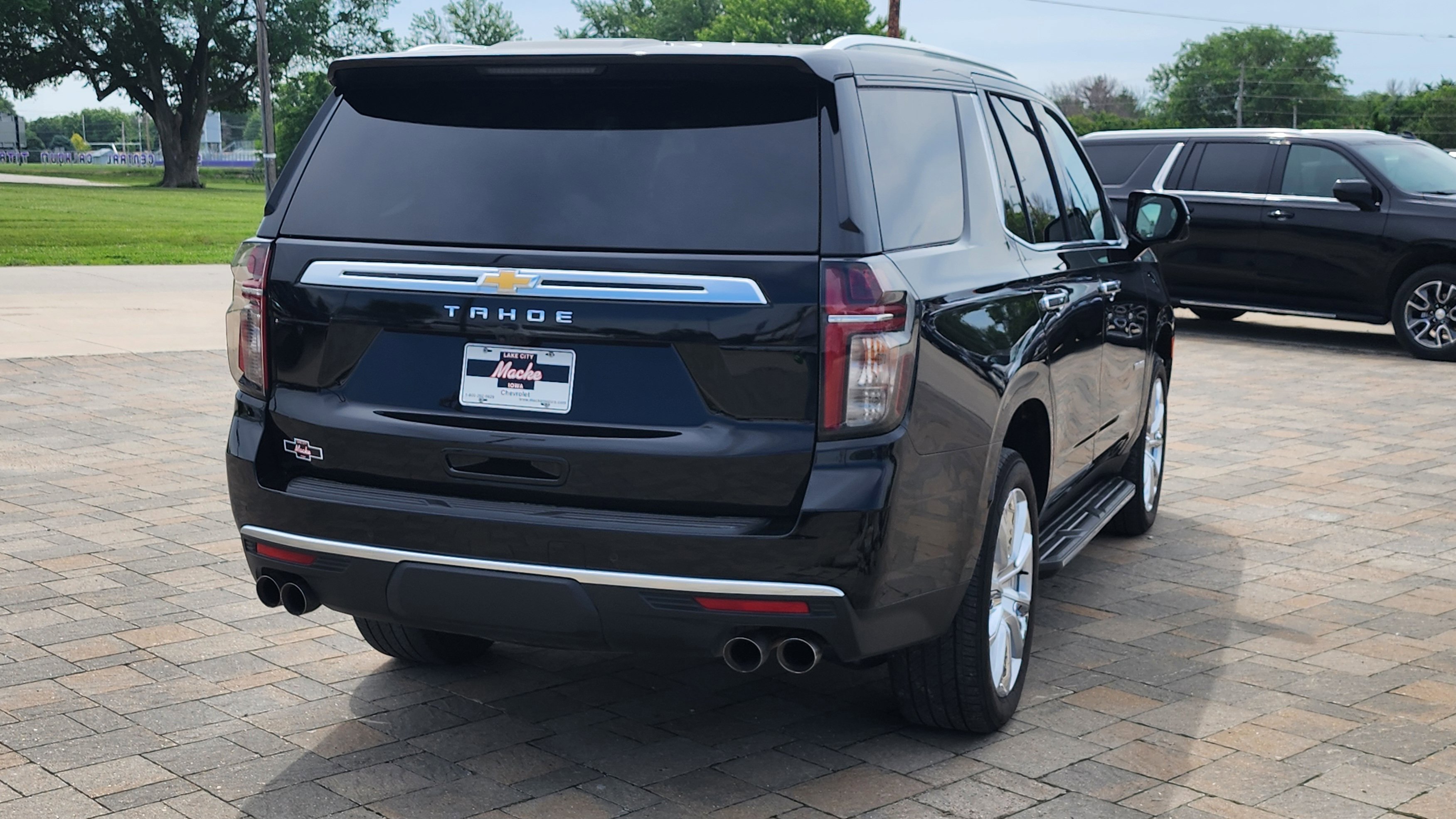 2023 Chevrolet Tahoe High Country photo 5
