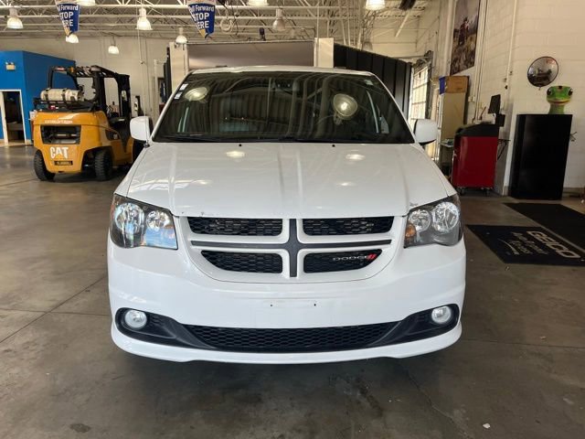 2019 Dodge Grand Caravan GT Sport photo 2
