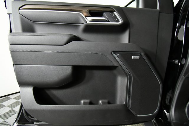 2026 Chevrolet Silverado 1500 RST photo 19
