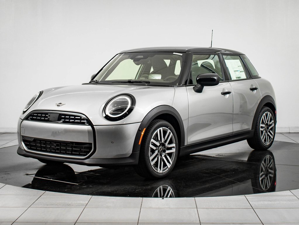 2026 MINI Hardtop 4 Door's photo