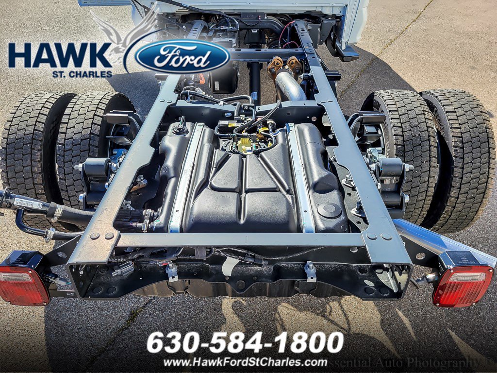 2026 FORD F-450 - Image 13