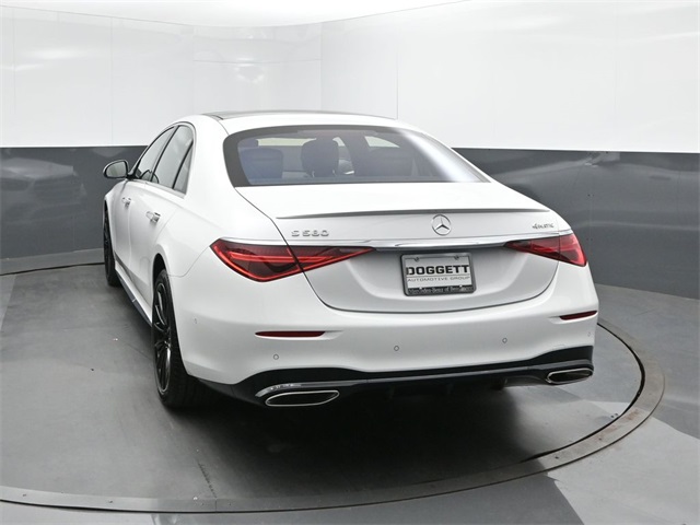 2026 Mercedes Benz S 580 4MATIC photo 4