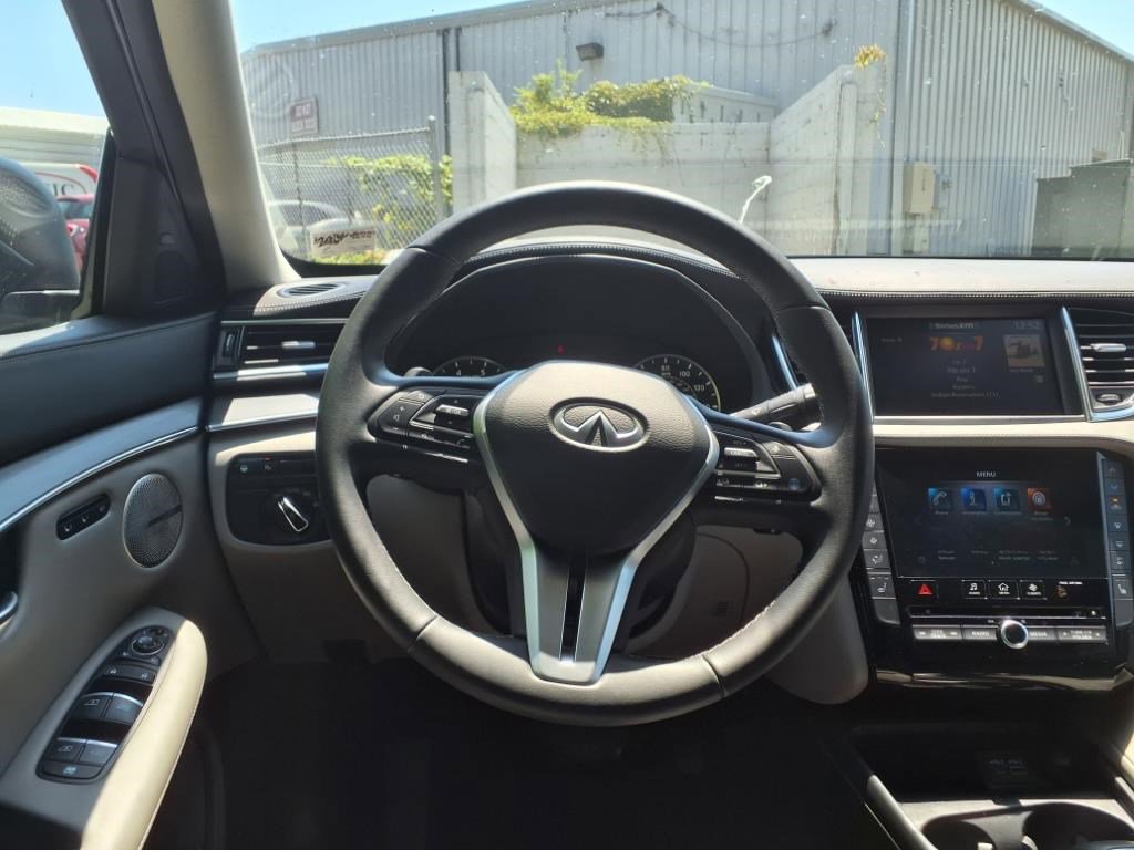 2024 Infiniti QX50 Luxe photo 7