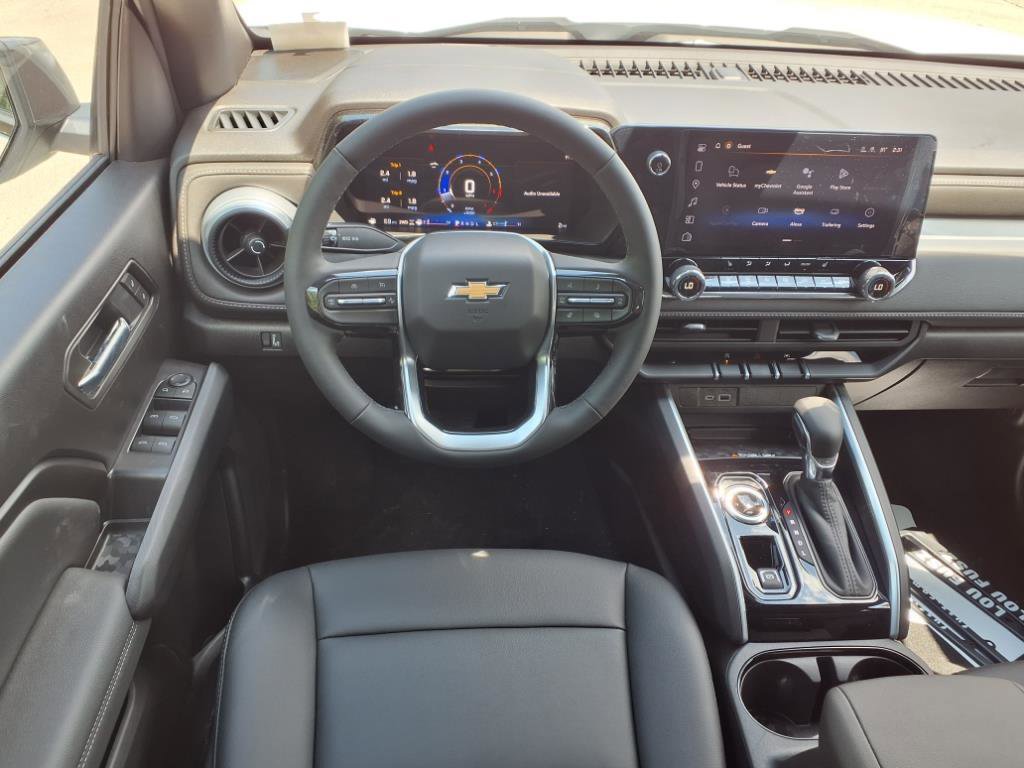 2025 Chevrolet Colorado Work Truck LT photo 5