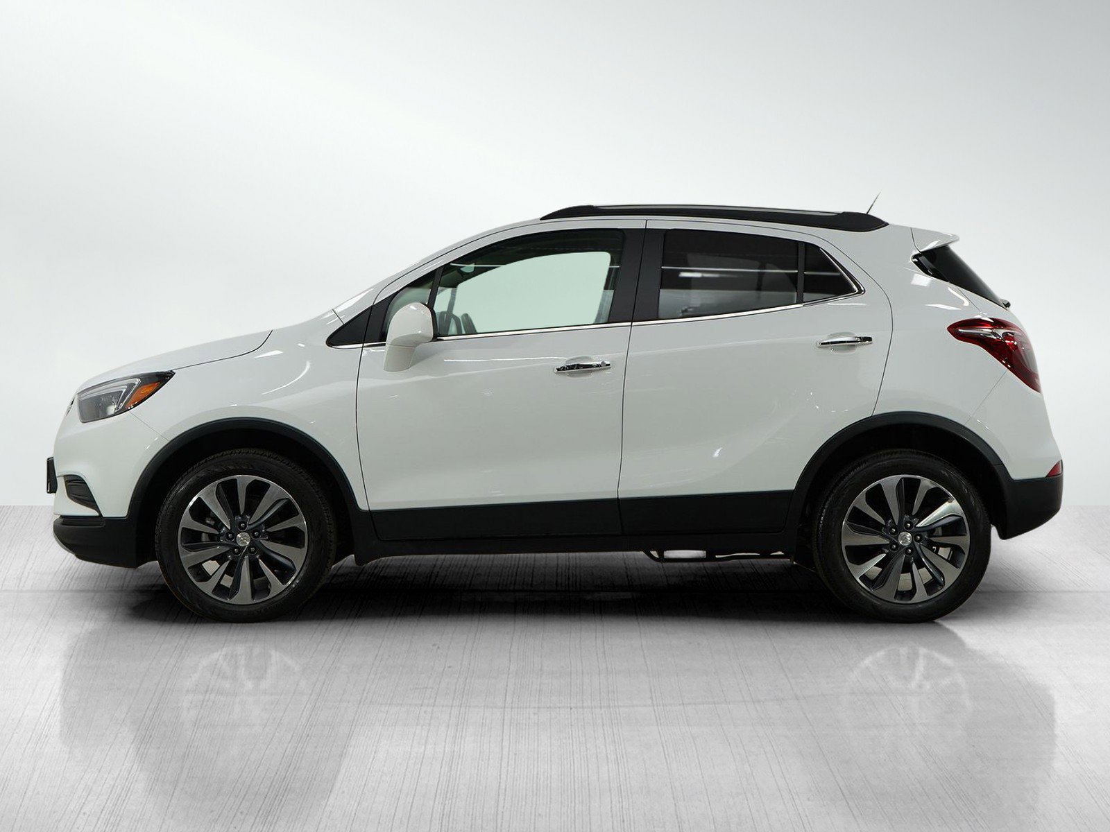 Used 2022 Buick Encore Preferred with VIN KL4CJESM5NB550176 for sale in Burnsville, Minnesota