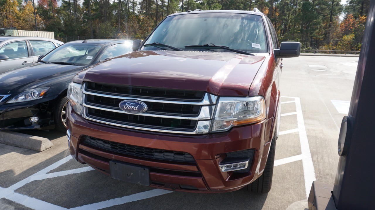 2015 Ford Expedition XLT's photo