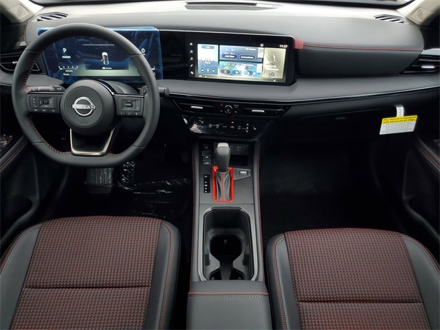 2025 Nissan Kicks SR photo 7
