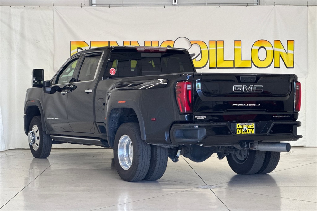 2024 Gmc Sierra 3500 HD Denali Ultimate photo 3