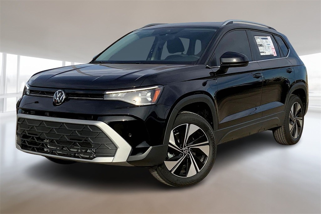 2026 Volkswagen Taos SE's photo