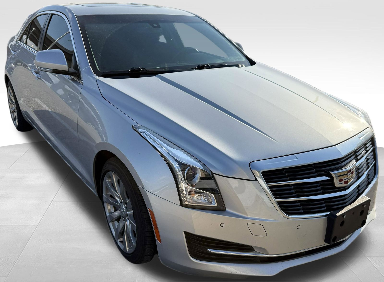 2018 Cadillac ATS Luxury photo 2
