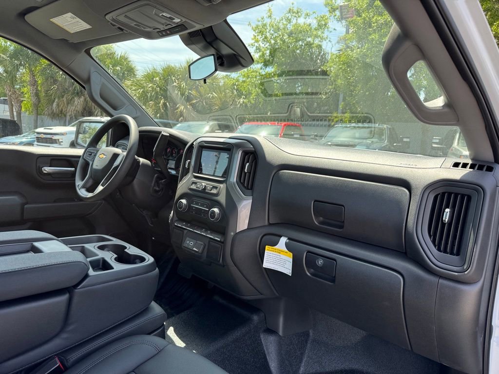 2025 Chevrolet Silverado 1500 photo 15