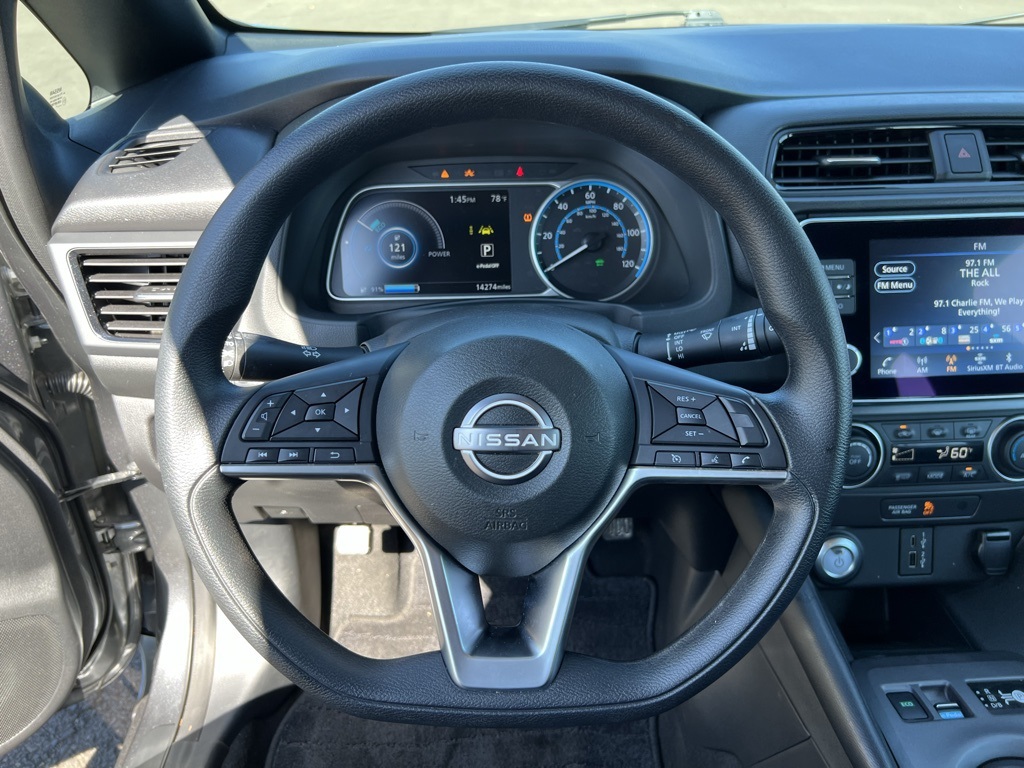 2024 Nissan Leaf S photo 17