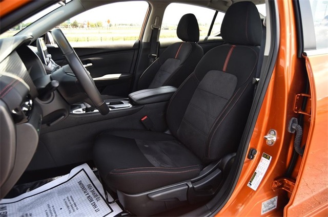 2024 Nissan Sentra SR photo 17