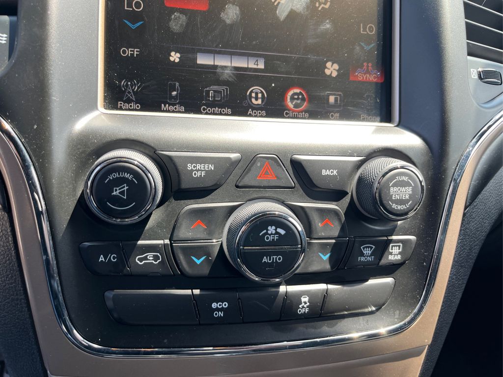 2015 Jeep Grand Cherokee Laredo photo 27