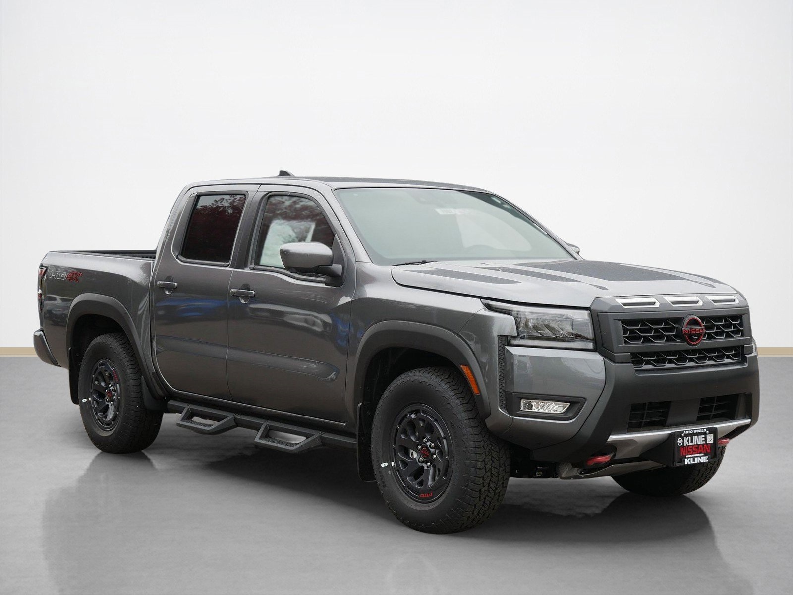 2026 Nissan Frontier PRO-4X's photo