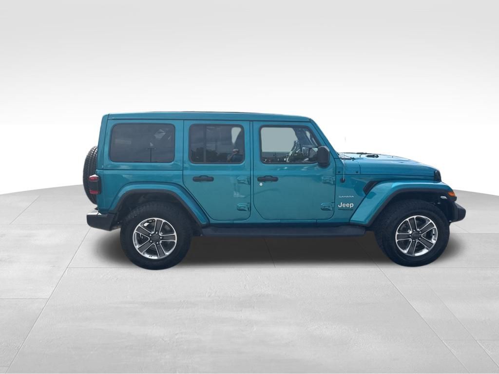 2020 Jeep Wrangler Unlimited Sahara photo 6