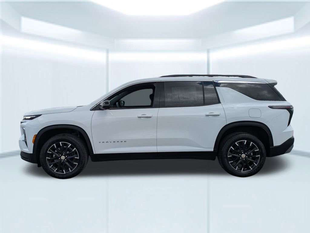 2025 Chevrolet Traverse photo 2